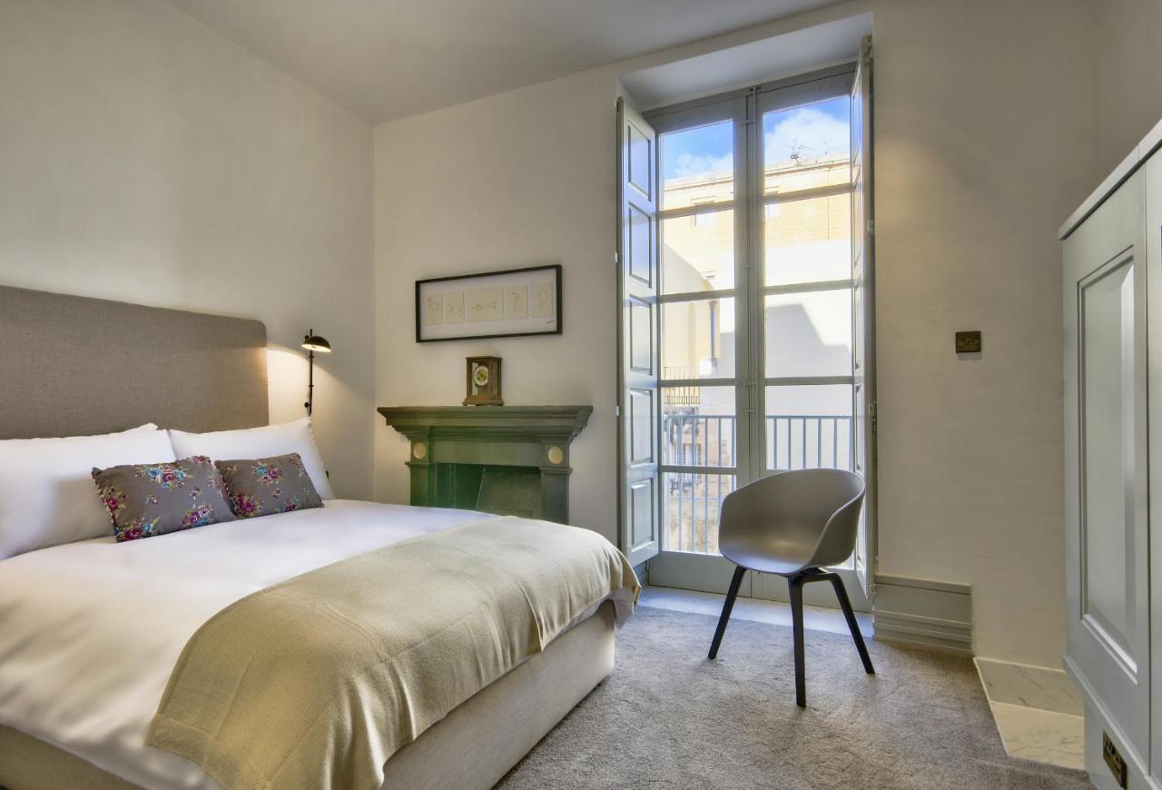 10 Strait Street La Valeta