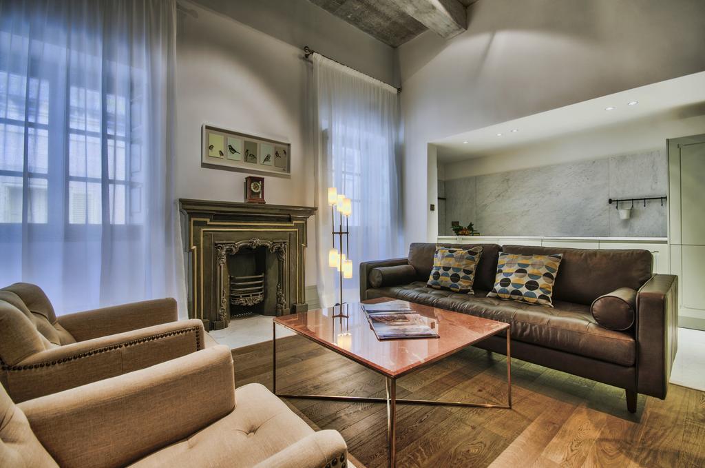 10 Strait Street * La Valeta